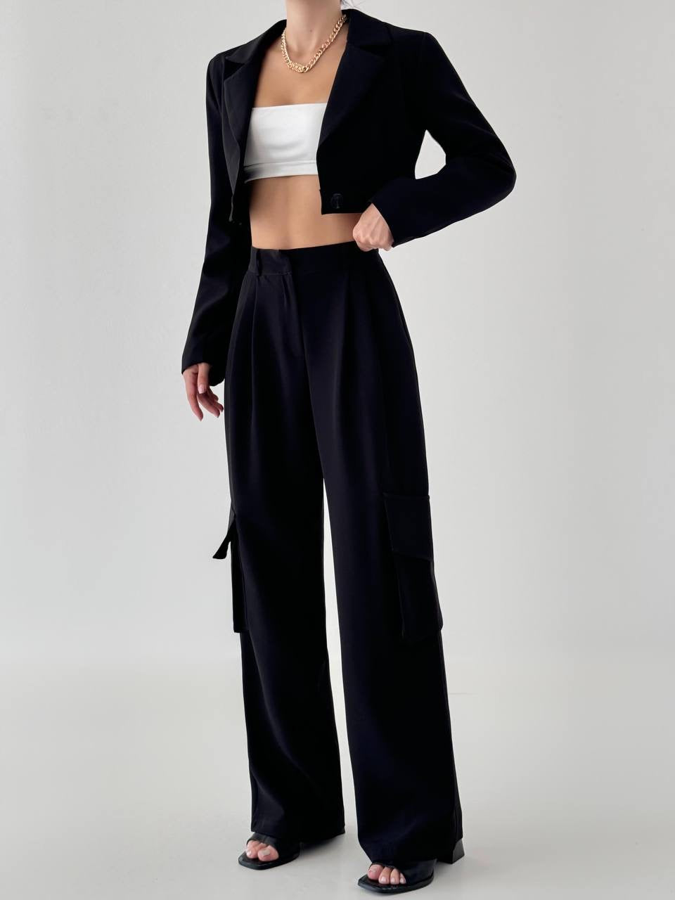 Chic Black Cropped Blazer Wide-Leg Cargo Pants Set – Modern